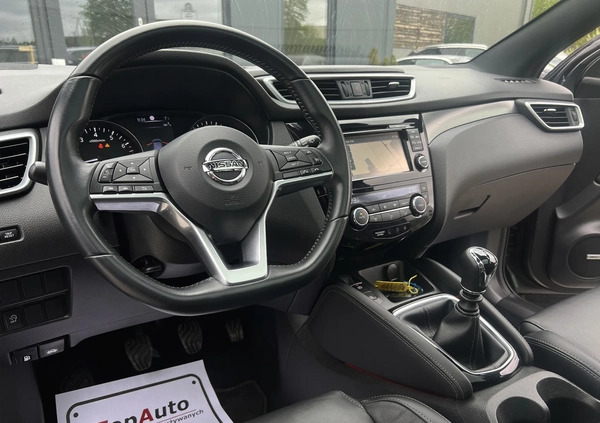 Nissan Qashqai cena 77900 przebieg: 91371, rok produkcji 2018 z Kisielice małe 781